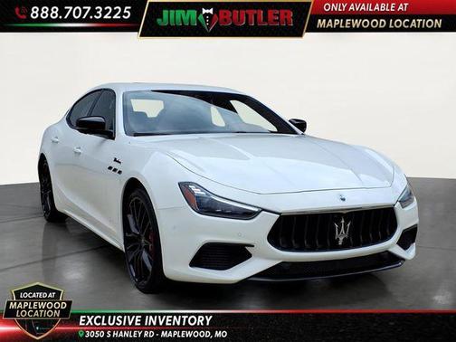 2022 Maserati Ghibli Modena Q4