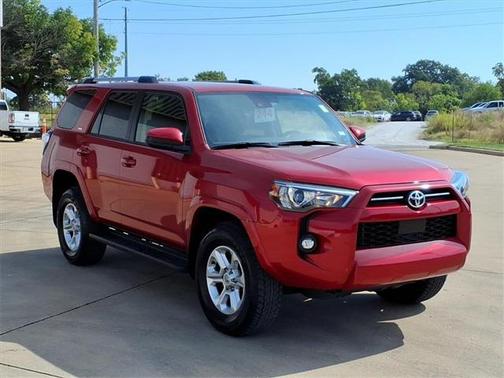 2024 Toyota 4Runner SR5