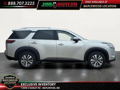 2025 Nissan Pathfinder SL 4WD