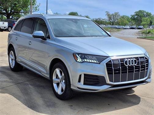 2024 Audi Q7 45 Premium Plus