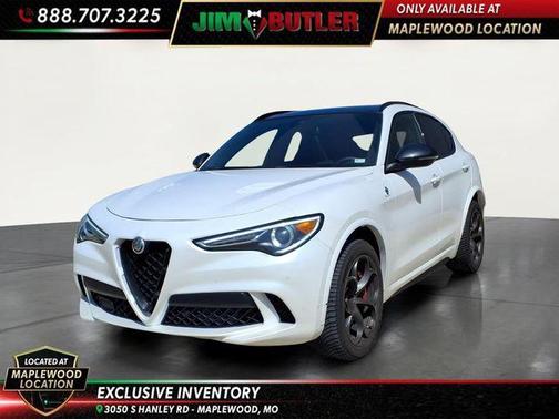 Trofeo White Tri-Coat 2019 Alfa Romeo Stelvio Quadrifoglio