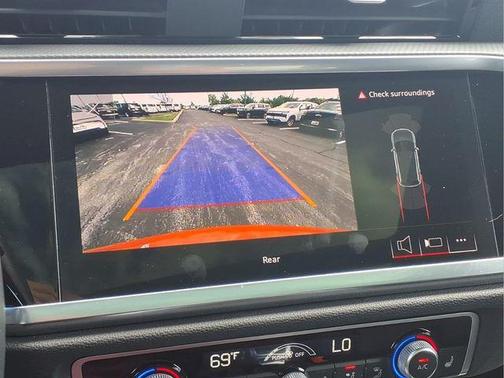 Pulse Orange 2024 Audi Q3 Premium 45 TFSI S line quattro Tiptronic