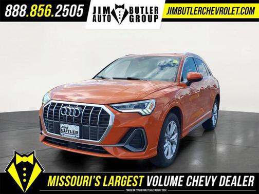 Pulse Orange 2024 Audi Q3 Premium 45 TFSI S line quattro Tiptronic