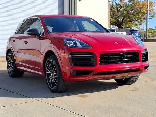 2023 Porsche Cayenne Platinum Edition