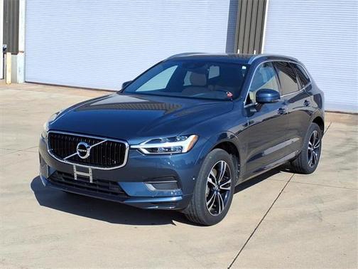 2018 Volvo XC60 T6 Momentum