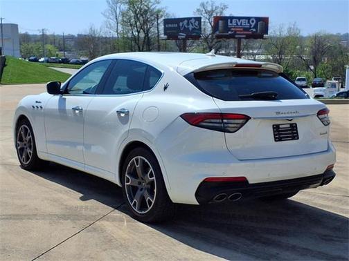 2023 Maserati Levante Modena