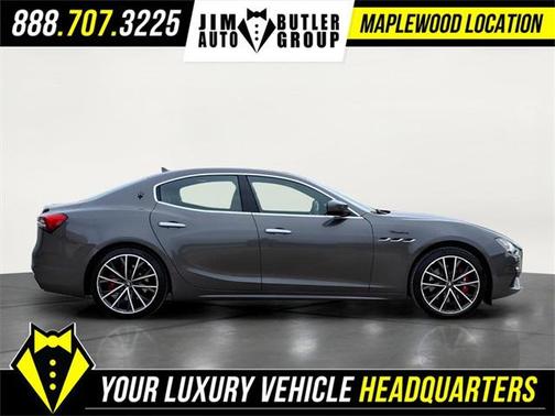 2022 Maserati Ghibli Modena