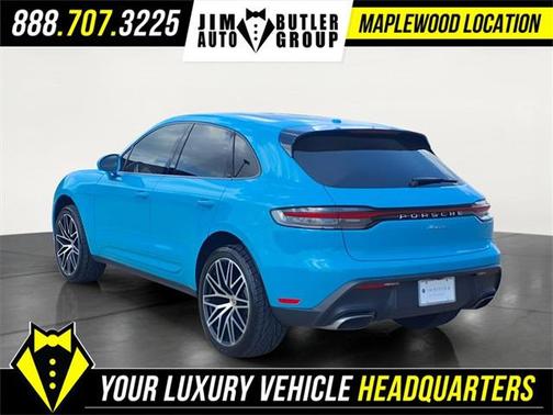2022 Porsche Macan Base