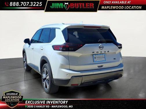 Everest White Pearl Tricoat 2026 Nissan Rogue SL