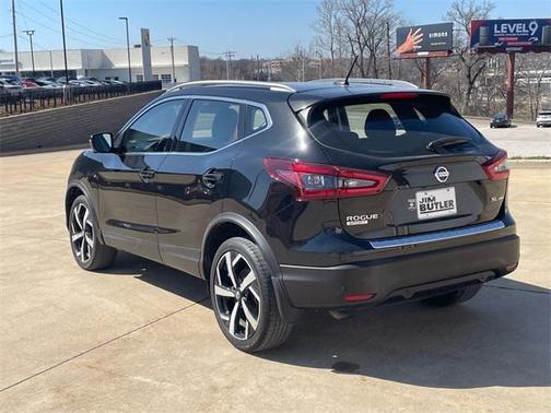 2020 Nissan Rogue Sport SL