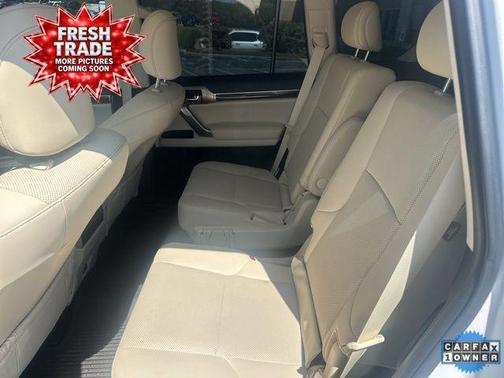Starfire Pearl 2021 Lexus GX 460 Premium