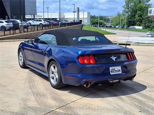 2016 Ford Mustang V6