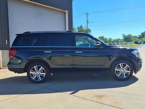 AGATE BLACK METALLIC 2024 Ford Expedition Limited