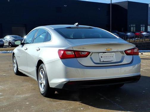 2018 Chevrolet Malibu 1LS