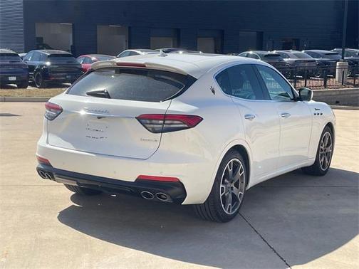 2023 Maserati Levante Modena