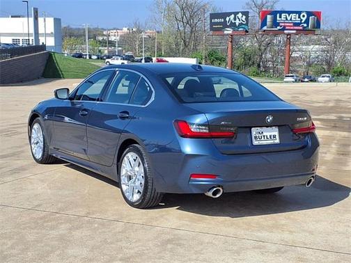 2025 BMW 330 i xDrive