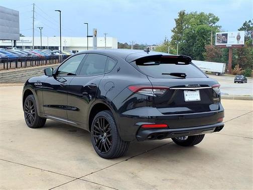 2022 Maserati Levante Modena