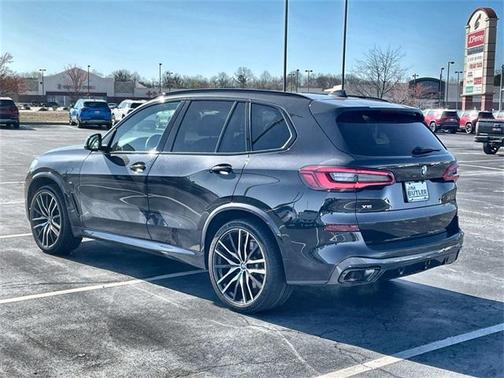2020 BMW X5 M50i