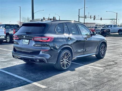 2020 BMW X5 M50i