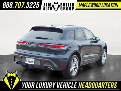 2022 Porsche Macan Base