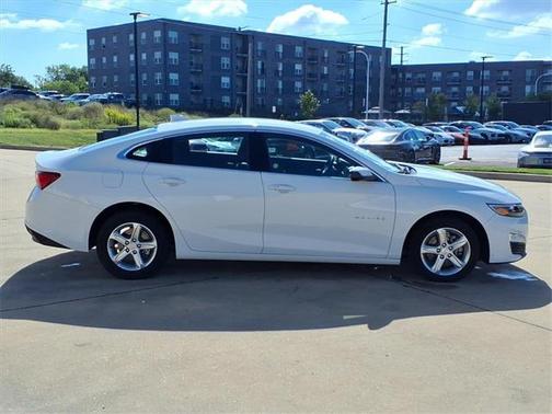 2024 Chevrolet Malibu FWD 1LT