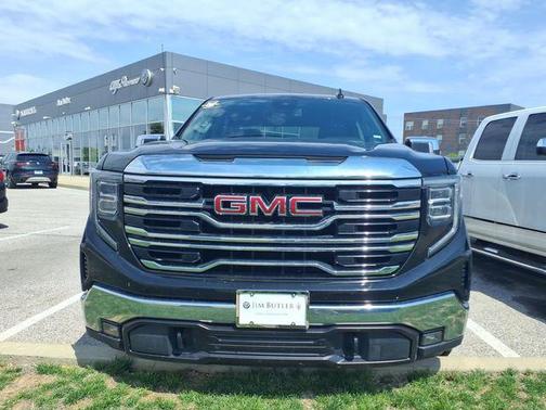 Onyx Black 2025 GMC Sierra 1500 SLT