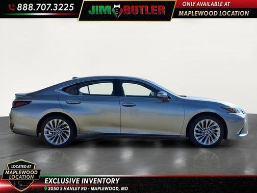 Atomic Silver 2020 Lexus ES 300h Luxury