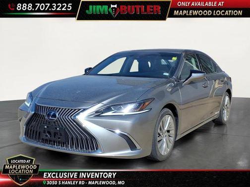 Atomic Silver 2020 Lexus ES 300h Luxury