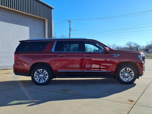 2024 GMC Yukon XL SLT