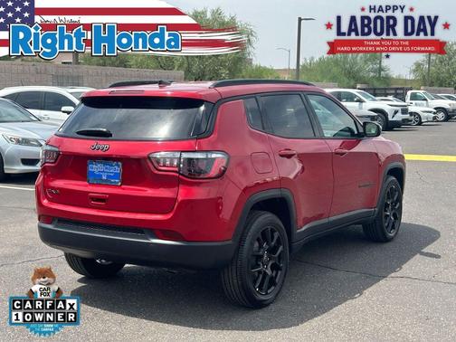 Red Hot Pearlcoat 2025 Jeep Compass Latitude
