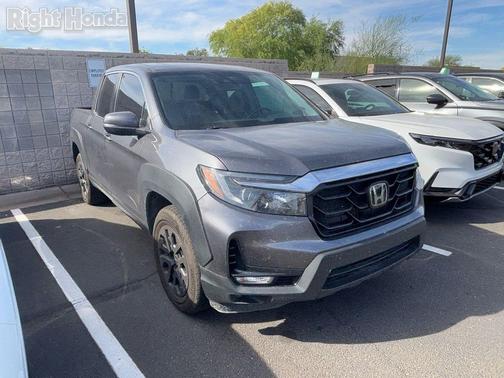 Modern Steel Metallic 2023 Honda Ridgeline RTL