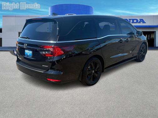 2024 Honda Odyssey Sport