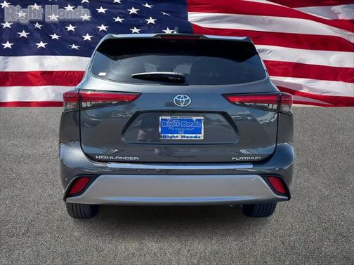 2023 Toyota Highlander Platinum