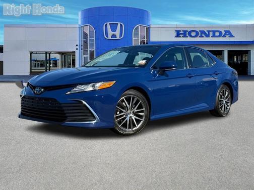 2023 Toyota Camry XLE