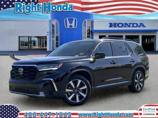 Crystal Black Pearl 2025 Honda Pilot Touring 8-Passenger