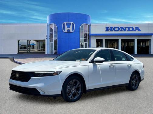 Platinum White Pearl 2026 Honda Accord Hybrid EX-L