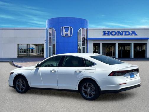 Platinum White Pearl 2026 Honda Accord Hybrid EX-L
