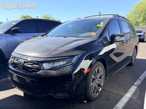 Crystal Black Pearl 2025 Honda Odyssey Touring