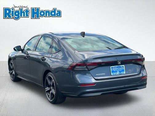 Meteorite Gray Metallic 2026 Honda Accord SE