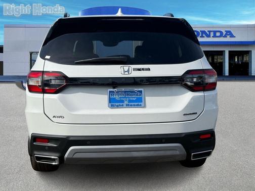 2025 Honda Pilot Touring 8-Passenger