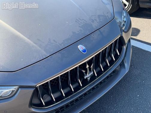 2018 Maserati Ghibli Base