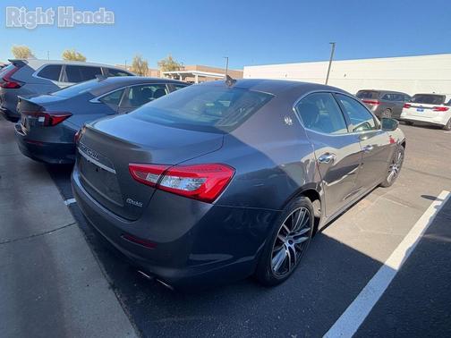 2018 Maserati Ghibli Base