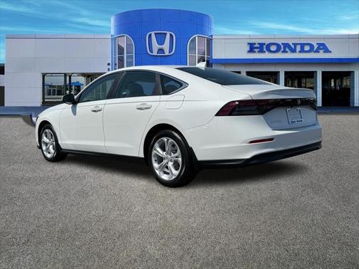 2025 Honda Accord LX 1.5T