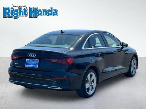 B 2024 Audi A3 Premium