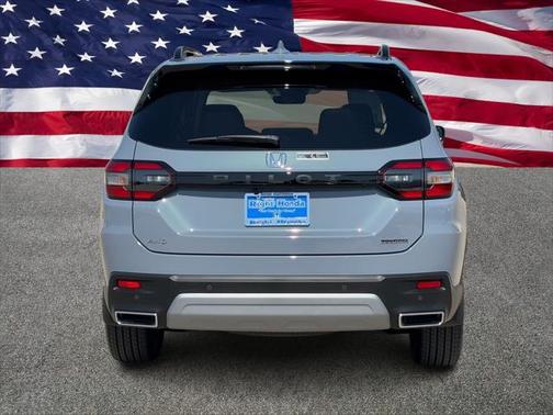 2025 Honda Pilot Touring 8-Passenger