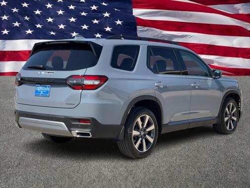2025 Honda Pilot Touring 8-Passenger