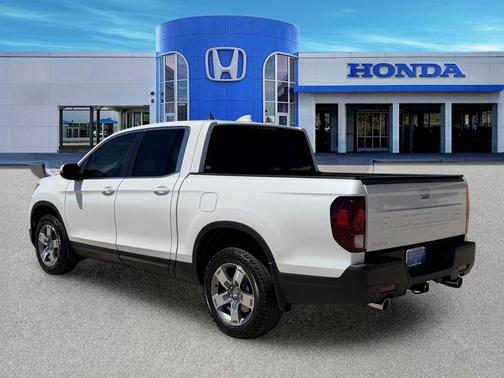 Platinum White Pearl 2026 Honda Ridgeline RTL
