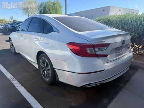 Platinum White Pearl 2022 Honda Accord Hybrid EX-L