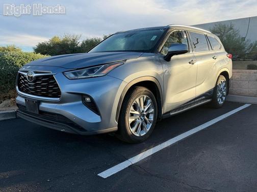 2023 Toyota Highlander Limited