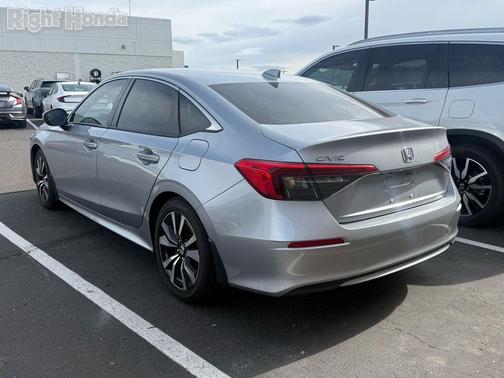 Lunar Silver Metallic 2024 Honda Civic EX